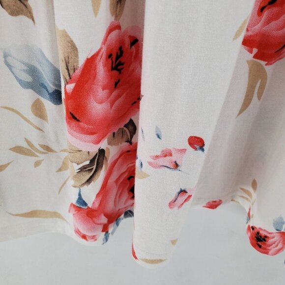 Floral Maxi Dress in White and Red - Picture 6 of 14